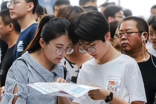 湖人时期每年都打圣诞大战！库兹马发推：怀念在圣诞节打球